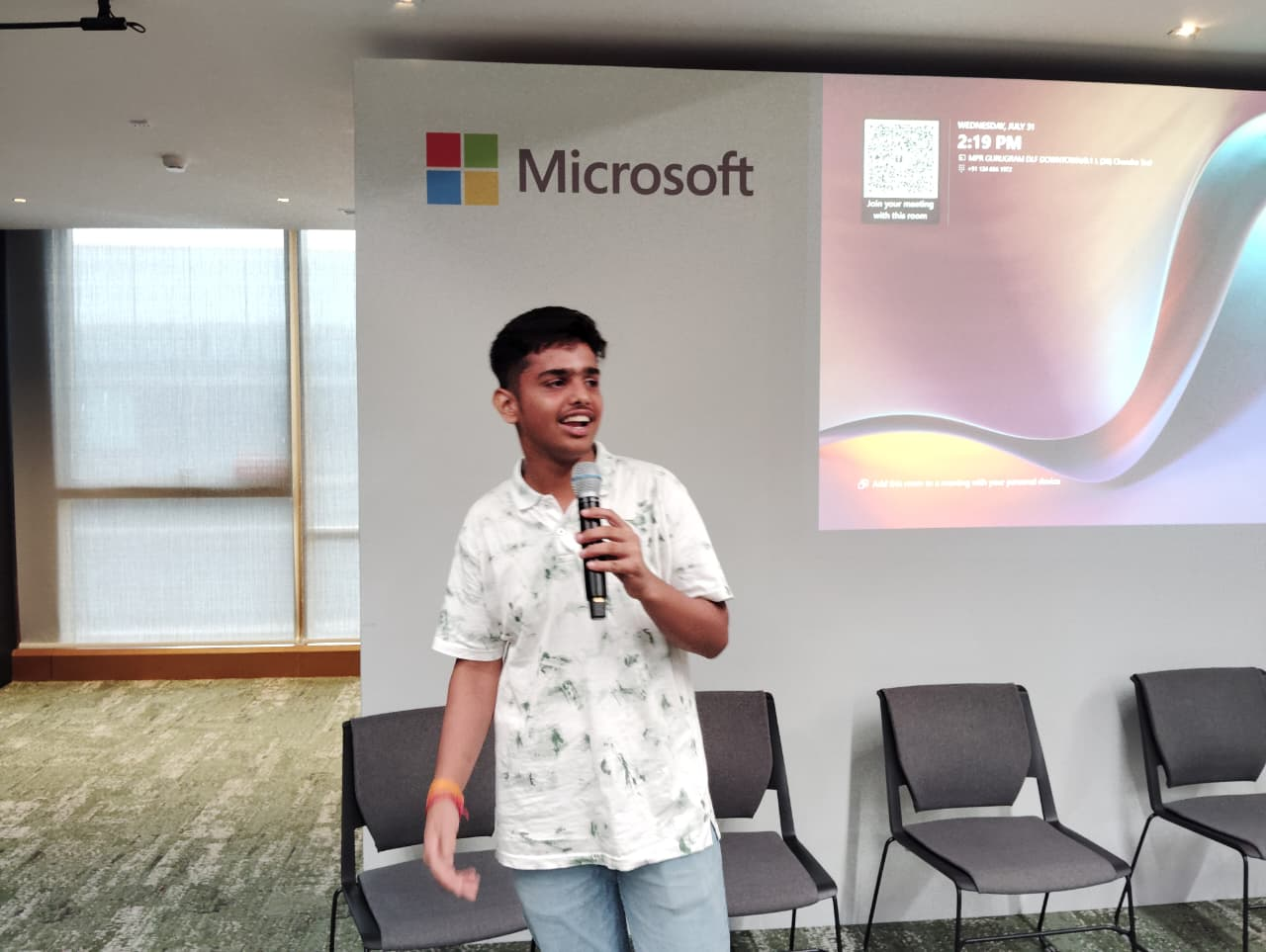 Sarash Mishra speaking at Microsoft Office Gurugram - IT Technical Trainer